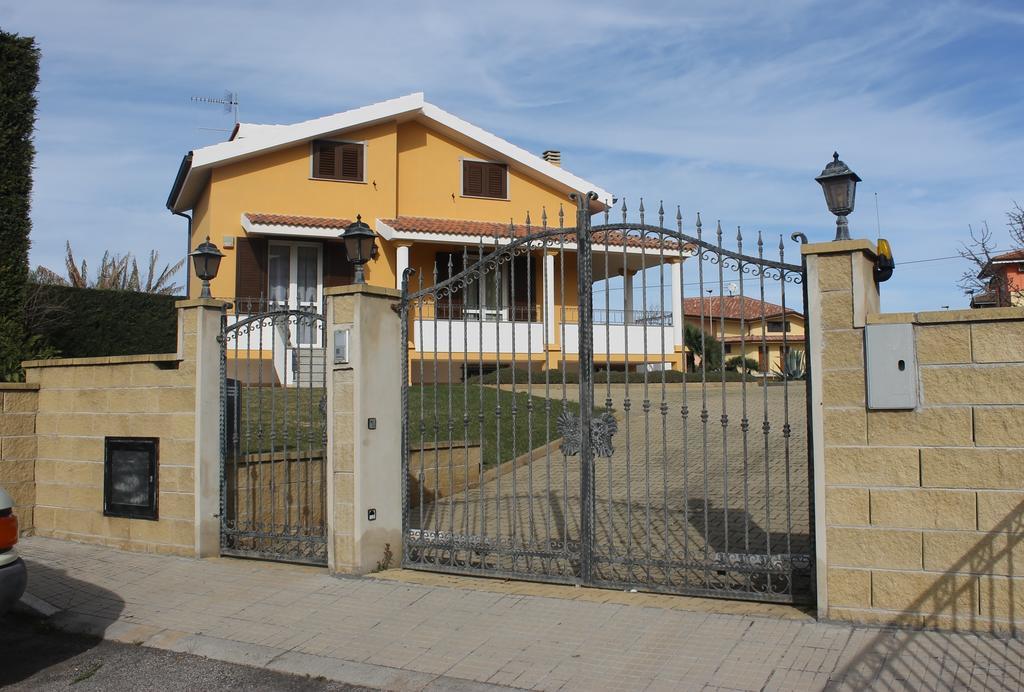 Wight Villa