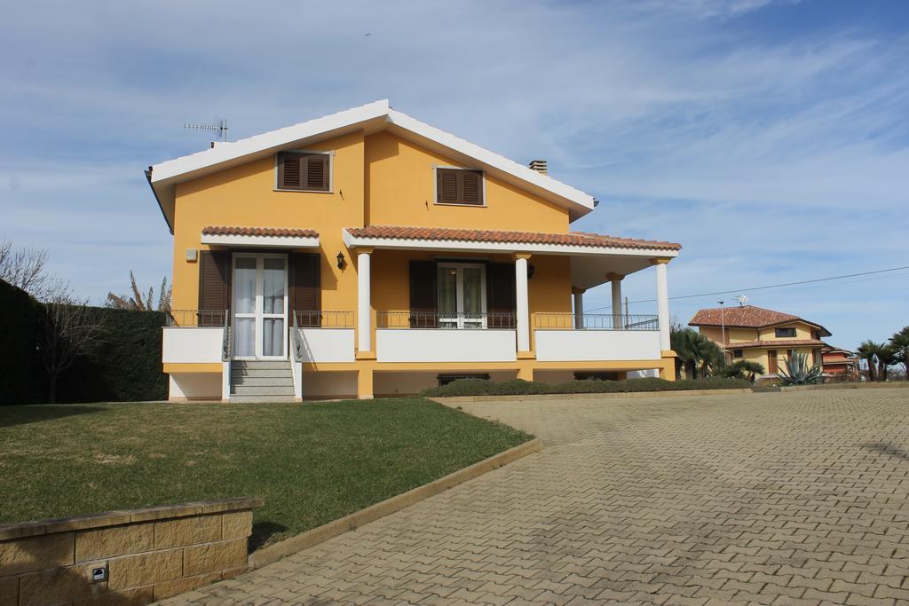 Wight Villa